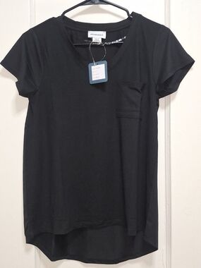 StitchCount Black Pocket Tee Shirt Women’s Medium NWT Short Sleeve MSRP $48.99